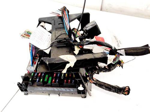 Used Fuse box Fuse box PEUGEOT 307 (3A/C) 2.0 16V (136 hp) 32938387 32938387