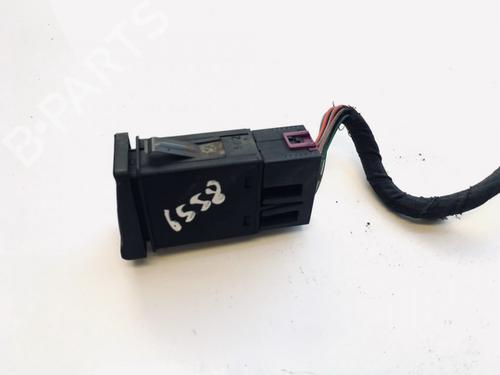 Warning switch AUDI 80 B4 Saloon (8C2) 2.0 E | BP35552998I22 - Image 2