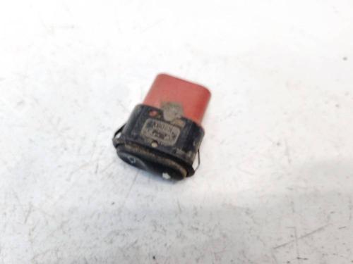 BP32574821I30 main image