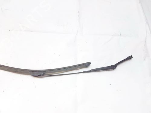 front-windshield-wiper-arm-audi-a4-b5-8d2-1994-1995-1996-1997-1998-1999-2000-2001-33523360 main image