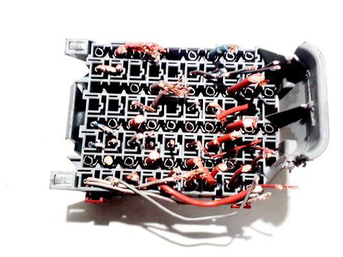 Fuse box VOLVO S60 I (384) D5 | BP33526544E1 - Image 2