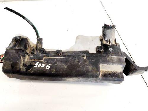 Used Fuse box Fuse box 32940023 32940023