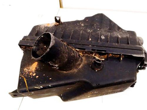 Used Air filter box Air filter box TOYOTA AVENSIS (_T25_) 2.0 D-4D (ADT250_, ADT250R) (126 hp) 34838752 34838752