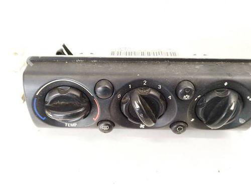 Used Climate control Climate control PEUGEOT 407 (6D_) 1.6 HDi 110 (6D9HZC, 6D9HYC) (109 hp) 34765231 34765231