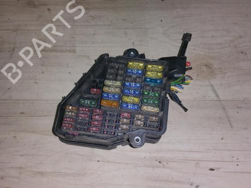 Used Fuse box Fuse box AUDI A4 B5 (8D2) 1.6 (100 hp) 33480530 33480530