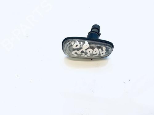 Used Right side indicator Right side indicator 35559688 35559688