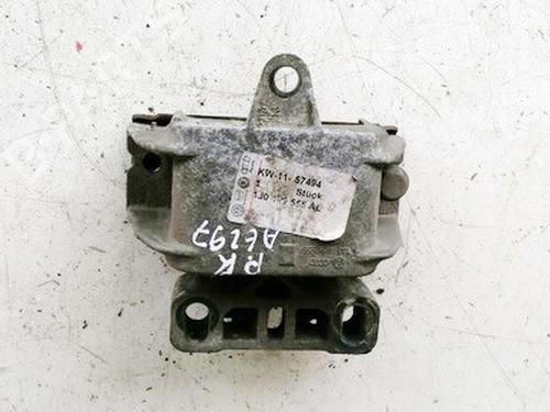 Used Engine mount Engine mount VW GOLF IV (1J1) 1.9 SDI (68 hp) 33071257 33071257