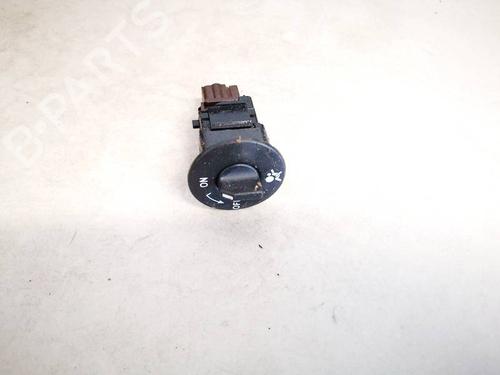 Used Switch Switch RENAULT LAGUNA III (BT0/1) 2.0 dCi (BT07, BT0J, BT14, BT1A, BT1S) (131 hp) 32930745 32930745