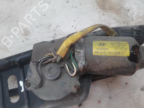 Used Front wiper motor Front wiper motor HYUNDAI ELANTRA III (XD) 2.0 CRDi (113 hp) 35860609 35860609