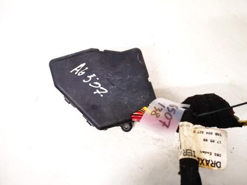 Fuse box VW PASSAT B5 Variant (3B5) 1.9 TDI | BP33078945E1 - Image 2