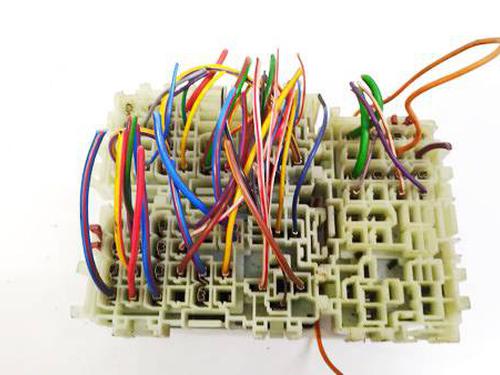 Used Fuse box FORD MONDEO IV (BA7) 2.0 TDCi (136 hp) 32540095