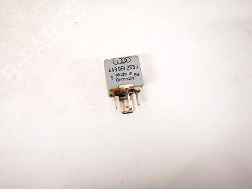 Used Electronic sensor Electronic sensor AUDI 80 B3 Saloon (893, 894, 8A2) 1.8 S (90 hp) 33081350 33081350