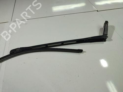 front-windshield-wiper-arm-audi-a8-d3-4e2-4e8-2002-2003-2004-2005-2006-2007-2008-2009-2010-32970739 main image