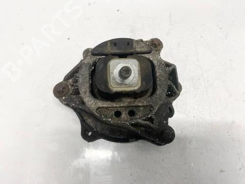 Used Engine mount Engine mount BMW 3 (F30, F80) 318 d (150 hp) 32576384 32576384