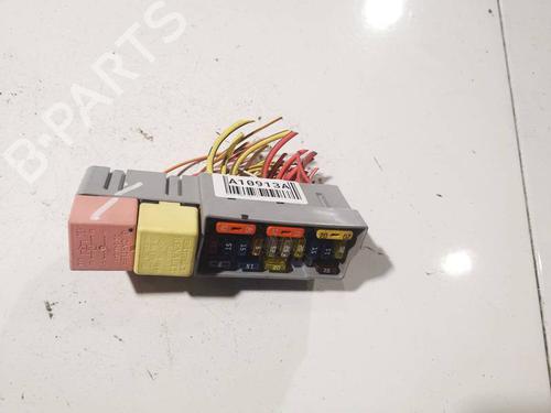 Used Fuse box Fuse box RENAULT SCÉNIC II (JM0/1_) 1.6 (JM0C, JM0J, JM1B) (113 hp) 33751597 33751597