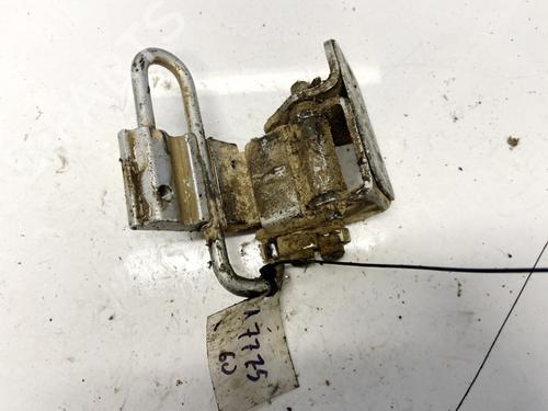 hingedoor-check-strap-vw-passat-b5-variant-3b5-1997-1998-1999-2000-2001-32895342 main image