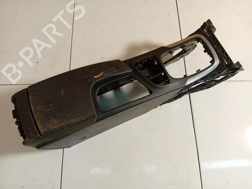 Used Armrest / Center console Armrest / Center console 34870550 34870550