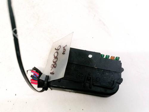 Used Fuse box AUDI A6 C6 (4F2) 2.7 TDI (180 hp) 32922623