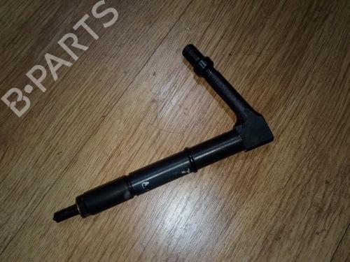 injector-nissan-almera-ii-hatchback-n16-2000-35653848 main image