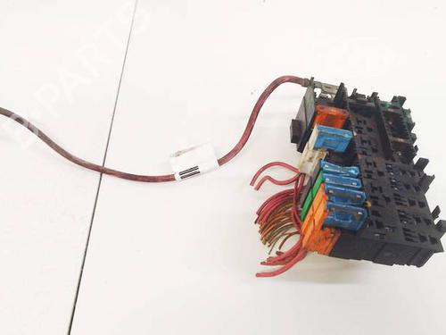 Used Fuse box Fuse box RENAULT SCÉNIC I MPV (JA0/1_, FA0_) 1.4 16V (JA0D, JA1H, Ja0W, JA10) (95 hp) 32618309 32618309