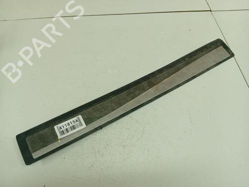 Used Step Step RENAULT MEGANE III Hatchback (BZ0/1_, B3_) 1.9 dCi (BZ0N, BZ0J) (131 hp) 39701595 39701595