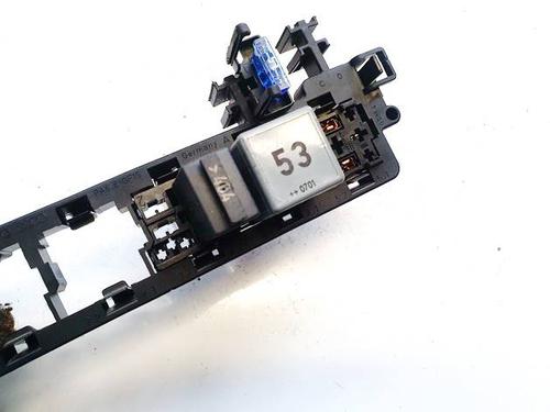 Fuse box VW PASSAT B6 (3C2) 1.9 TDI | BP32538916E1