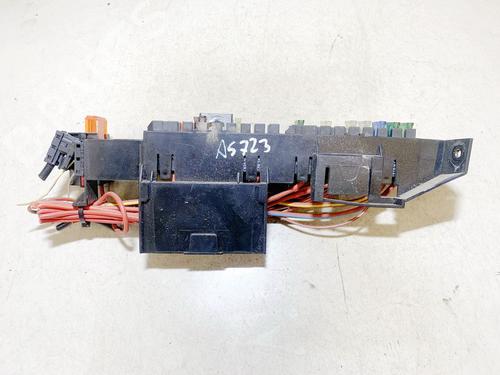 Used Fuse box Fuse box MERCEDES-BENZ E-CLASS (W210) E 290 Turbo-D (210.017) (129 hp) 33099863 33099863
