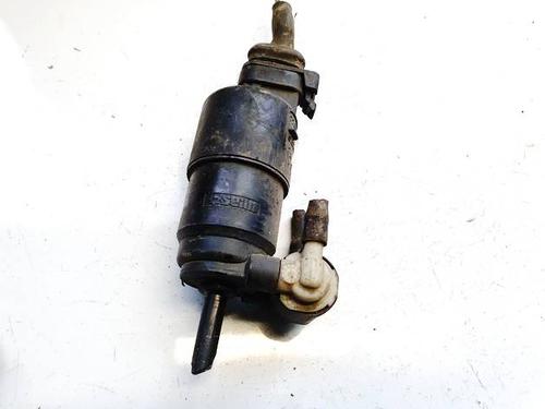 Used Washer pump Washer pump VW PASSAT B7 (362) 1.6 TDI (105 hp) 34879312 34879312