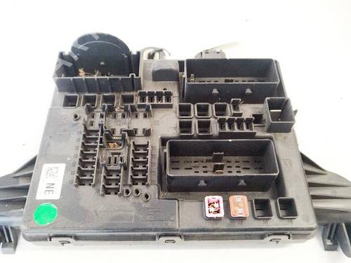 Used Fuse box Fuse box PEUGEOT 407 (6D_) 1.6 HDi 110 (6D9HZC, 6D9HYC) (109 hp) 34050349 34050349