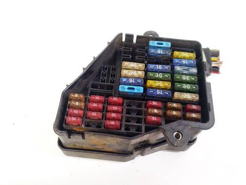 Used Fuse box Fuse box AUDI A4 B5 (8D2) 1.8 (125 hp) 32621437 32621437