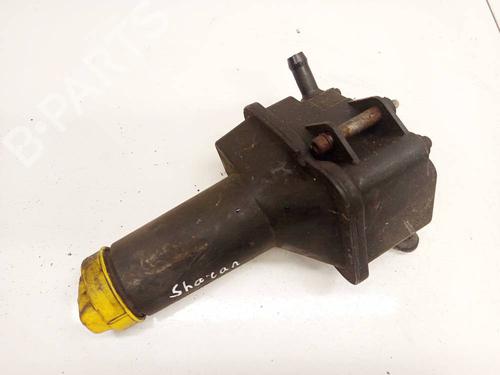 Used Power steering reservoir Power steering reservoir 34759643 34759643