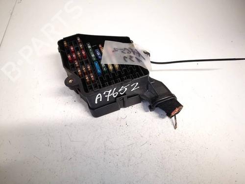 Used Fuse box AUDI A6 C6 (4F2) 2.4 (177 hp) 32548178