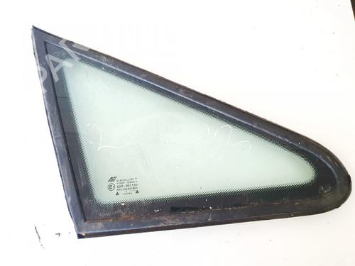 Vidro triangular frente direito Vidro triangular frente direito 35421899 35421899