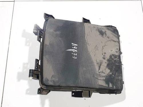 fuse-box-toyota-corolla-verso-_e12_-2001-2002-2003-2004-2005-2006-2007-32960532 main image