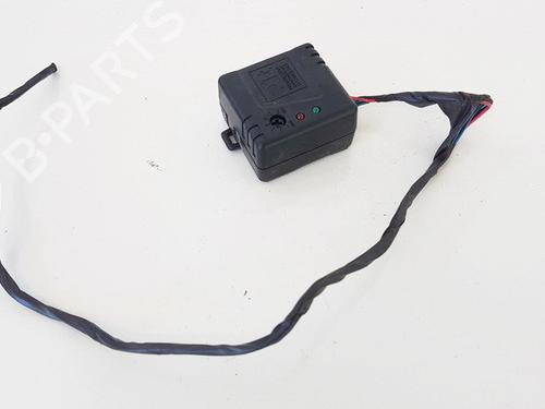 Used Electronic module Electronic module TOYOTA YARIS VERSO (_P2_) 1.4 D-4D (NLP20_, NLP22_) (75 hp) 33064860 33064860