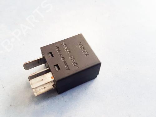 Used Electronic sensor Electronic sensor OPEL VECTRA B (J96) 2.0 DTI 16V (F19) (101 hp) 33098964 33098964