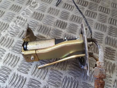 Used Fuel pump Fuel pump 35687530 35687530