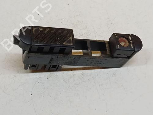 Used Switch Switch PEUGEOT 406 (8B) 2.0 HDI 90 (90 hp) 36457323 36457323