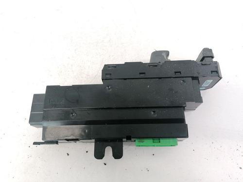 Used Switch Switch VOLVO V70 II (285) 2.5 TDI (140 hp) 32915760 32915760