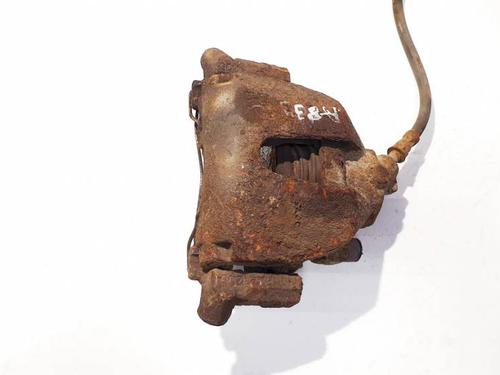 Used Right front brake caliper Right front brake caliper VOLVO V50 (545) 2.0 D (136 hp) 35325575 35325575