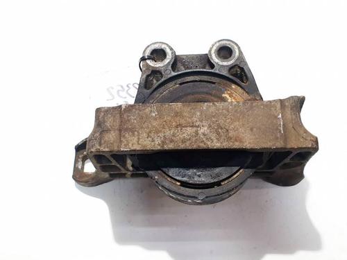 Used Engine mount Engine mount VOLVO S40 II (544) 2.0 D (136 hp) 32932140 32932140