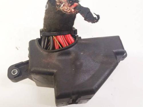 Fuse box AUDI A3 (8P1) 1.9 TDI | BP32541732E1 - Image 3