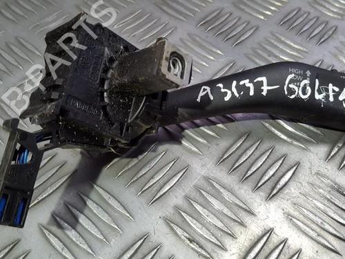 Used Warning switch Warning switch VW GOLF V (1K1) 1.9 TDI (105 hp) 35677625 35677625