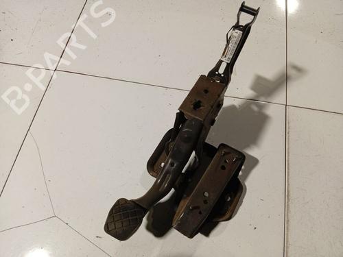 pedal-skoda-fabia-i-6y2-1999-2000-2001-2002-2003-2004-2005-2006-2007-2008-34907874 main image