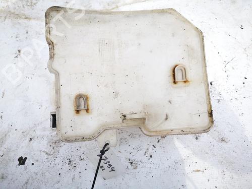 windscreen-washer-tank-vw-passat-b6-3c2-2005-2006-2007-2008-2009-2010-2011-35435705 main image