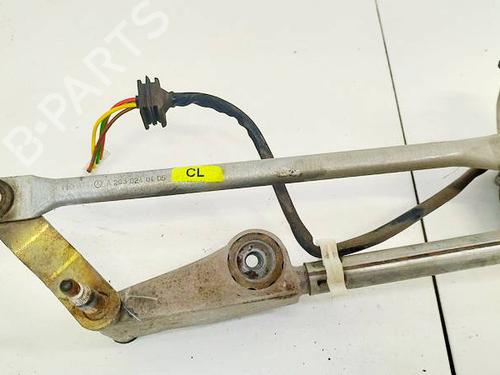 Used Front wipers mechanism Front wipers mechanism MERCEDES-BENZ C-CLASS (W203) C 180 Kompressor (203.046) (143 hp) 35086294 35086294
