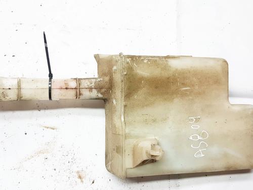 Used Windscreen washer tank Windscreen washer tank MAZDA 323 F V (BA) 1.5 16V (BA11) (88 hp) 35878148 35878148