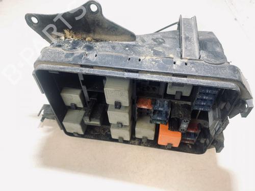 Used Fuse box Fuse box SAAB 9-5 (YS3E) 2.0 t (150 hp) 33072031 33072031