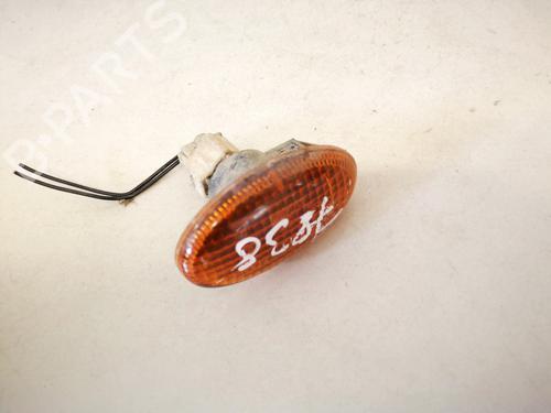 Højre side indikator Højre side indikator SUBARU FORESTER (SF_) 2.0 AWD (SF5) (125 hp) 35429306 35429306