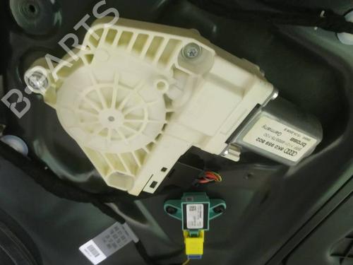 Used Right front window motor Right front window motor 35087602 35087602